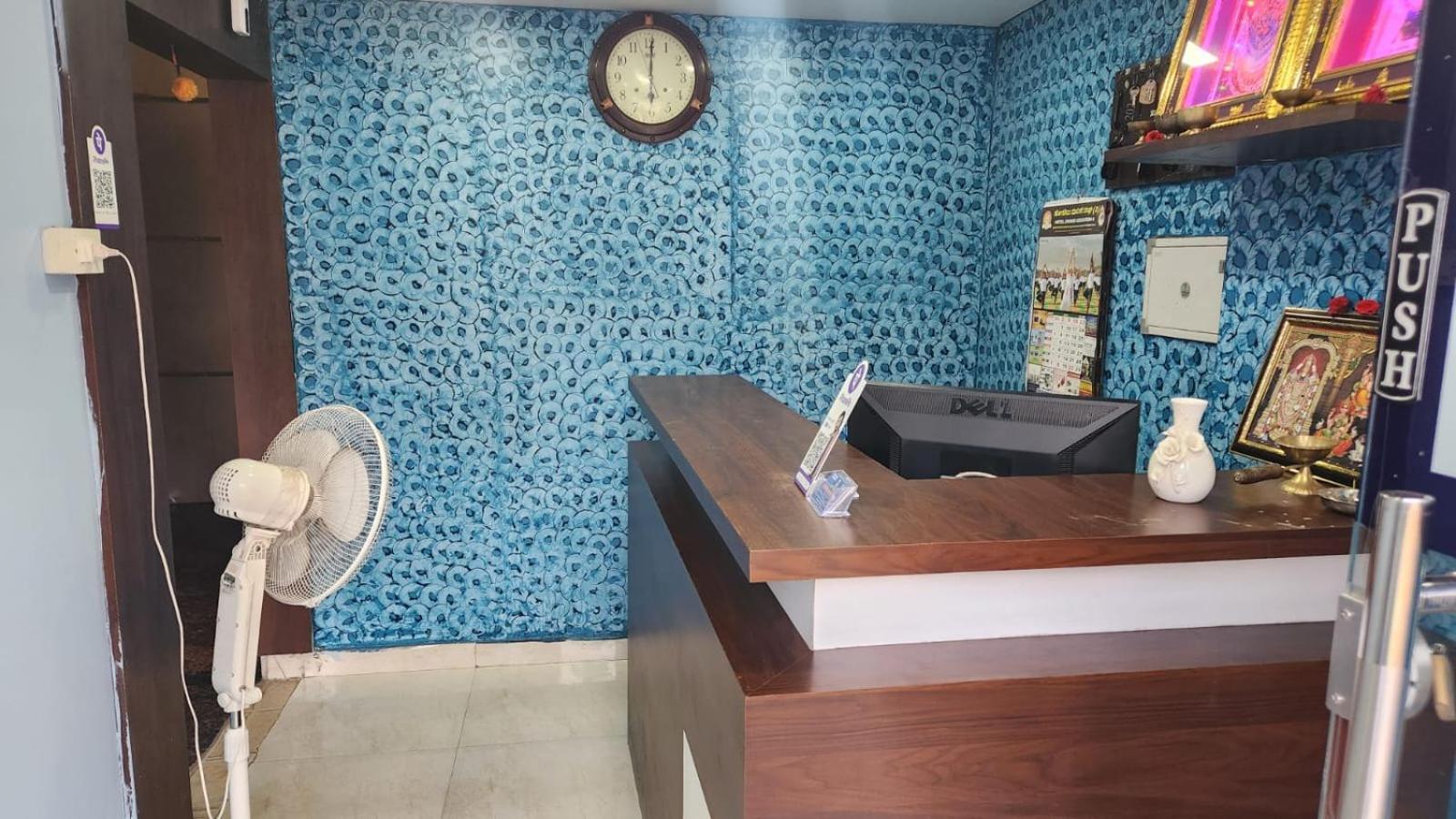 Varaha Residency Hotel Mysore Eksteriør billede